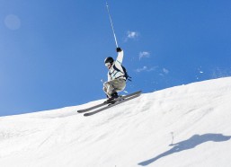 华体会官方：拉什福德在巴萨的逆袭传奇，3000万买断费背后的实力与感人故事