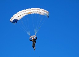 华体会娱乐：克林斯曼深情评价勒夫，一位以静制动、塑造时代的足球智者