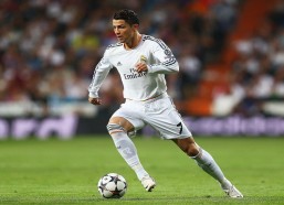 华体会入口-电子竞技荣耀时刻，决胜巅峰再度入围TGA 2025提名，竞技体育新标杆引全球瞩目